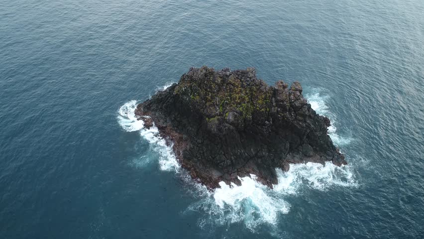 Big Rock  the middle of sea 