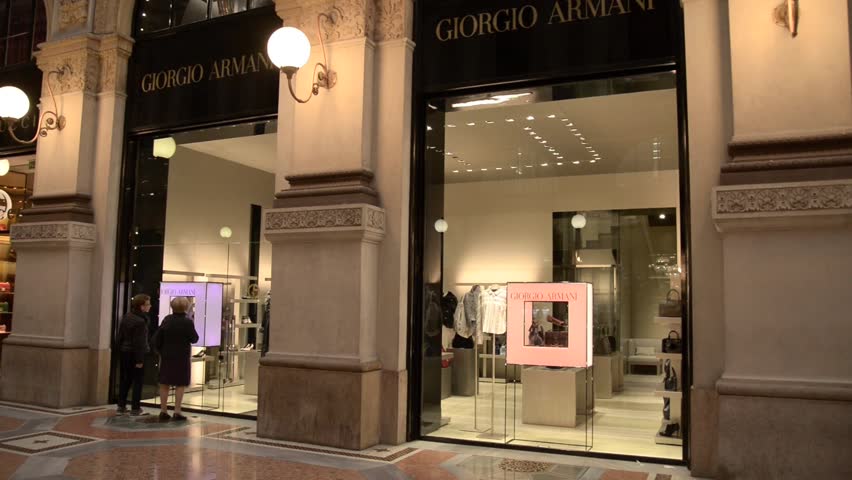 giorgio armani outlet store