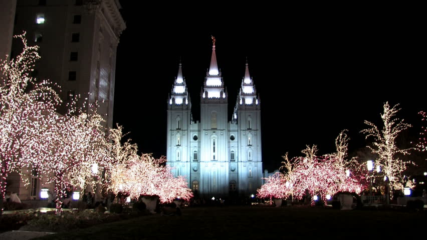 mormon tabernacle at night