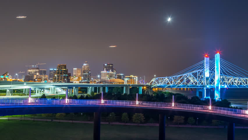 Louisville highway at night time lapse 4k 1080p - time lapse of traffic and bridge in louisville kentucky at night