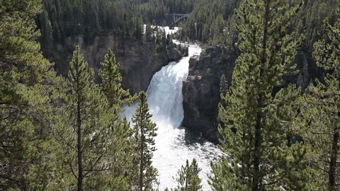 Famous And Beautiful Upper Yellowstone の動画素材 ロイヤリティフリー Shutterstock