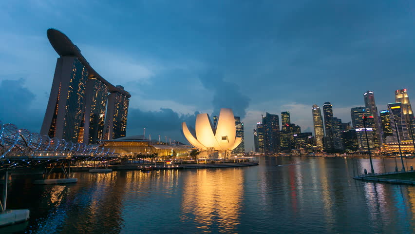 Timelapse - Singapore Marina Bay as Night City Skyline