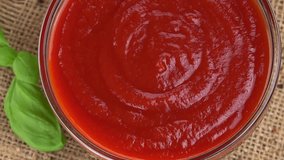 Rotating Tomato Ketchup (seamless loopable 4K UHD footage)