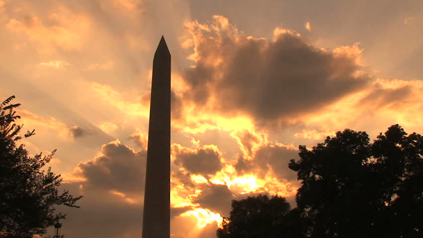 Sunset on the Washington Monument, time lapse