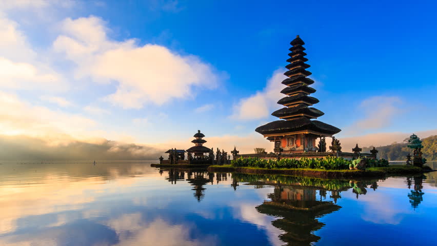  Pura  Ulun Danu Bratan Bali  Stock Footage Video 100 