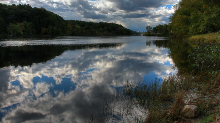 A beautiful timelapse view of the Androscoggin river in Lisbon, Maine. 
