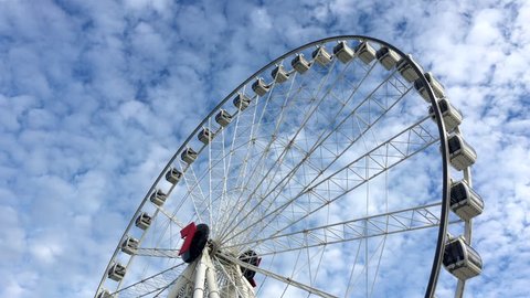 BRISBANE, AUSTRALIA – July 9 2017: The Wheel Of Brisbane is a major tourist attraction. The ferris wheel ride lasts for approximately 12 minutes and provides 360 degree views across the city.