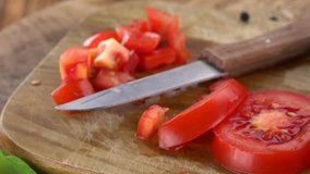 Rotating Sliced Tomatoes (seamless loopable 4K UHD footage)