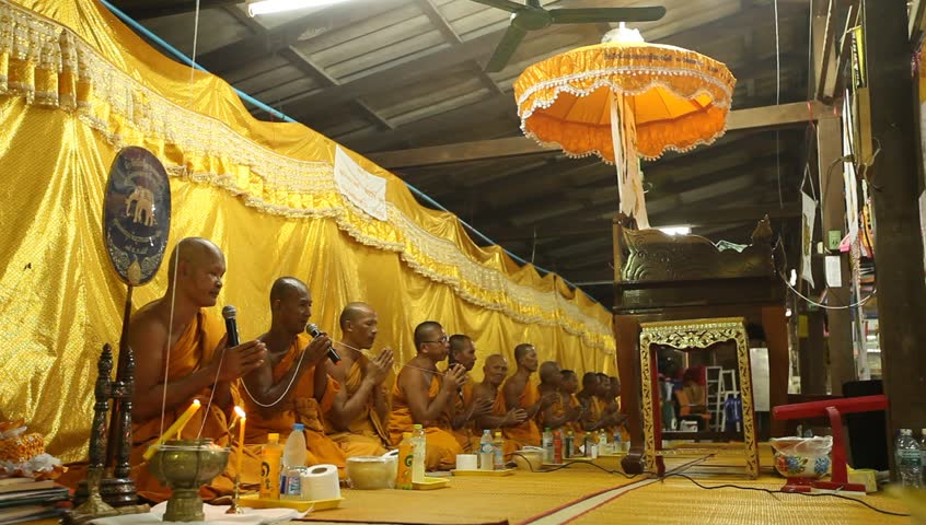 KO CHANG, THAILAND - NOVEMBER 10: Unidentified monks at a ceremony Wat Klong