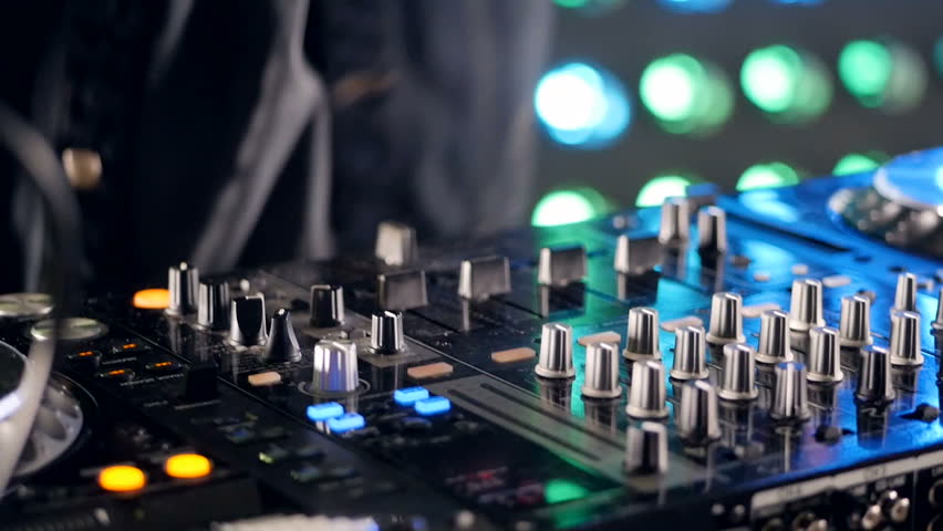 18+ Dj Mixer Pic Hd PNG