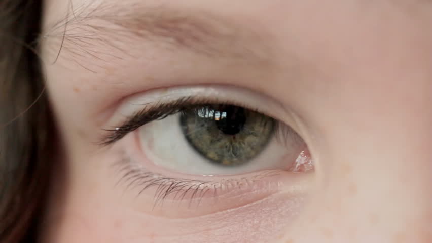 close up of girl's eye, rack focus