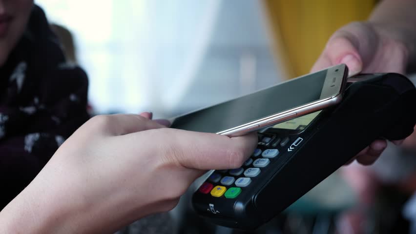 Nfc оплата. Т банк оплата телефоном бесконтактная. Apple pay. Т банк оплата телефоном бесконтактная. Т банк оплата телефоном бесконтактная.