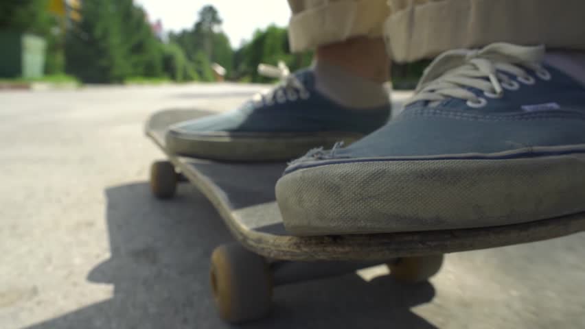 skater boy shoes
