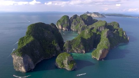Video showing entire Koh Phi Phi Leh island (Thailand) from the air and the famous Maya Bay - 