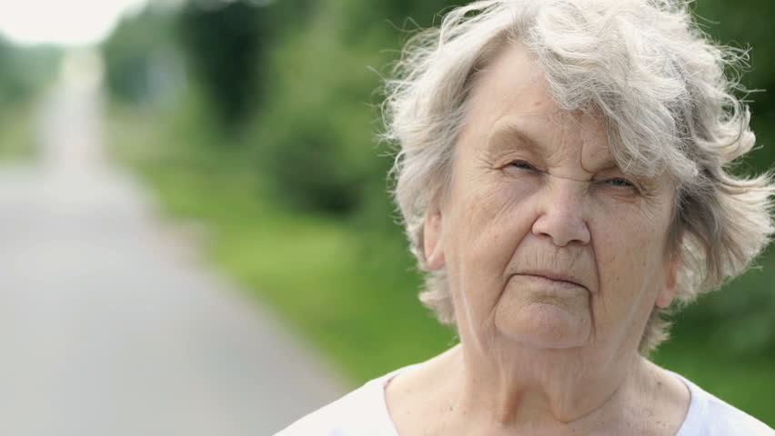 Portrait of Serious Mature Old : vidéo de stock (100 % libre de droit