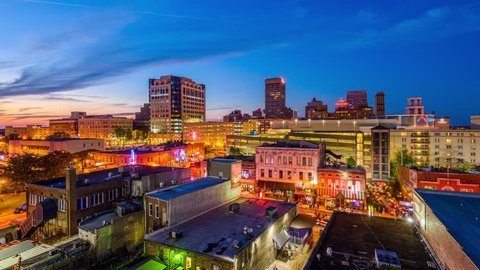 Memphis, Tennessee, USA downtown skyline.