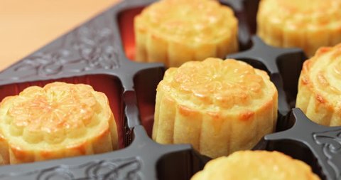 Chinese mid autumn moon cake 库存视频