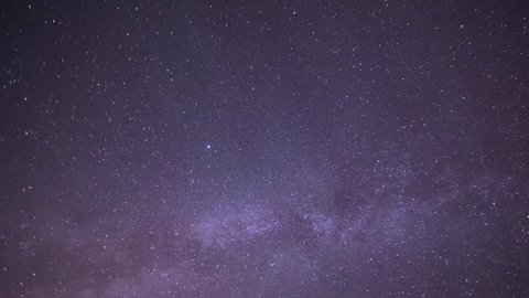 星や天の川に満ちた夜空の素晴らしい眺め の動画素材 ロイヤリティフリー Shutterstock