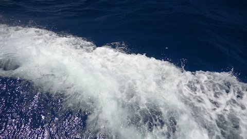 High quality video of ocean waves in real 1080p slow motion 180fps

