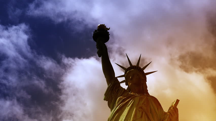 New York : Statue of Liberty, with clouds and effects, ultra hd 4k