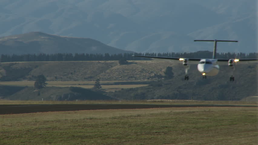 WANAKA AIRFIELD - MARCH  22: An Air New Zealand Link touches down for the bi