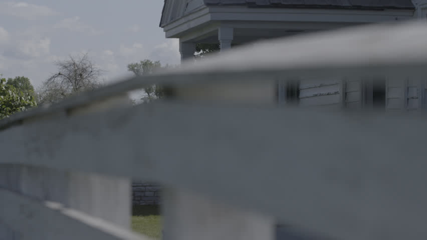 VIRGINIA - MAY 2017 - Civil War 150th anniversary. Historical farmhouse and barn buildings on Civil War Battlefield memorial.  Old build Buildings on Virginia Battlefield.  National Park.  State Park.