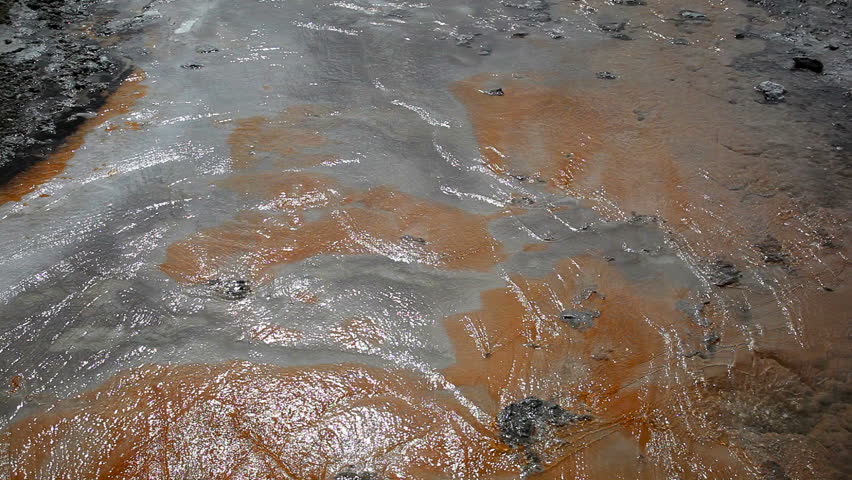 WY, Yellowstone National Park, Upper Geyser Basin, Thermal stream and colorful bacterial mat