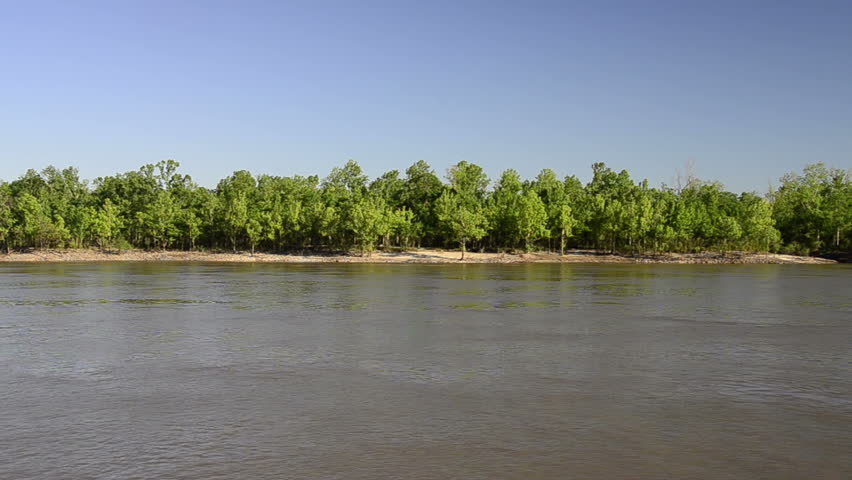 Mississippi, Mississippi River heading south near Natchez.