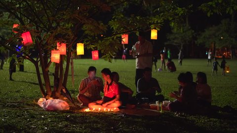 TAIPING, MALAYSIA - 4 October 2017: Malaysia Chinese Family Celebrating Mid-Autumn Festival In A Garden