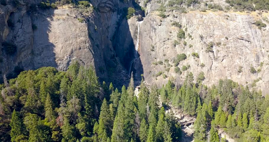 Middle Falls waterfall