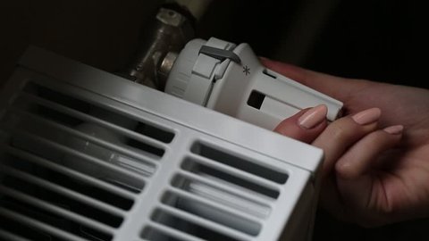Thermostatic head is the best way to control the amount of heat and the amount of heat it has to reach our heater.
