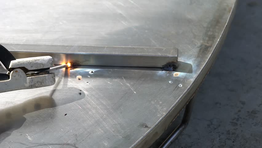Steel weld. Силовые пороги Ford f-150. Силовые пороги на Прадо. Силовые пороги на оку