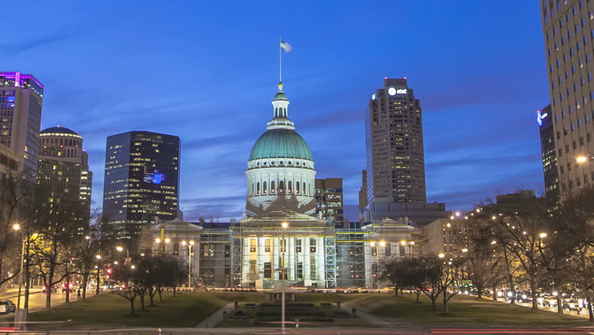 ST. LOUIS, MO - NOV 28: Timelapse St. Louis Old Courthouse building and Memorial
