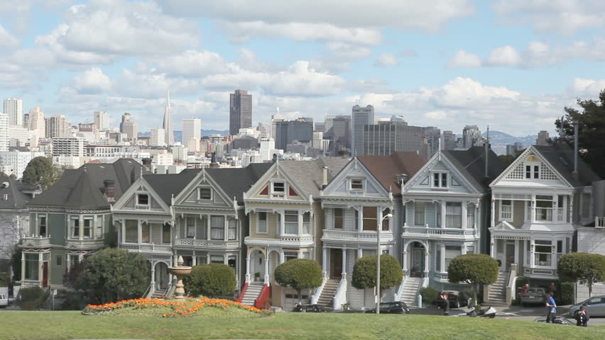 SAN FRANCISCO - FEB 26: San Francisco Painted Ladies on February 26th, 2012 in