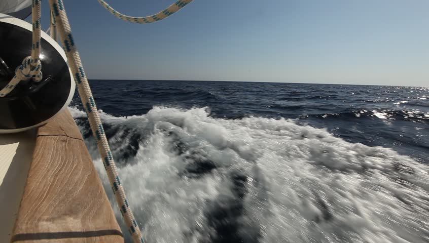 Sailing (HD)
