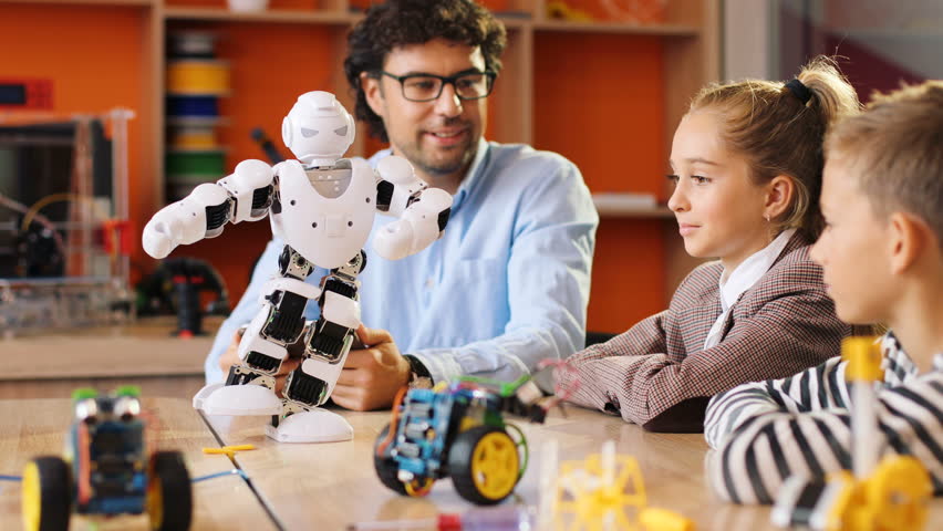 kids playing robot