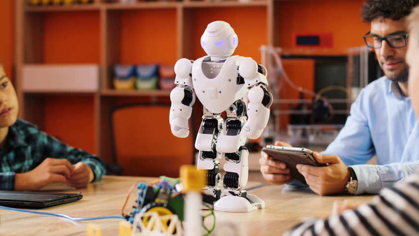 Робот учитель рисунок. Teachers bot. Робот. Квадратный робот. Учитель будущего.