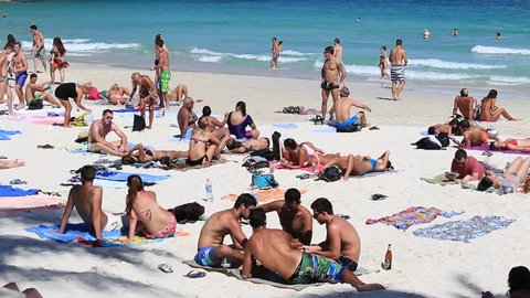 KOH PHANGAN,THAILAND - DECEMBER 05, 2014: Haad Rin beach before the full moon party. Unidentified people arrived on the island of Koh Phangan, to participate in the Full Moon party