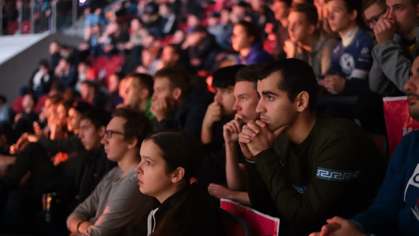 SAINT PETERSBURG, RUSSIA - OCTOBER 28 2017: EPICENTER Counter Strike: Global Offensive cyber sport event. Fans applauding after the round won | Shutterstock HD Video #33138469