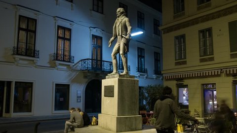 In this nocturnal Hyperlapse shot the camera moves around the viennese monument of the austrian playwright Johann Nestroy.