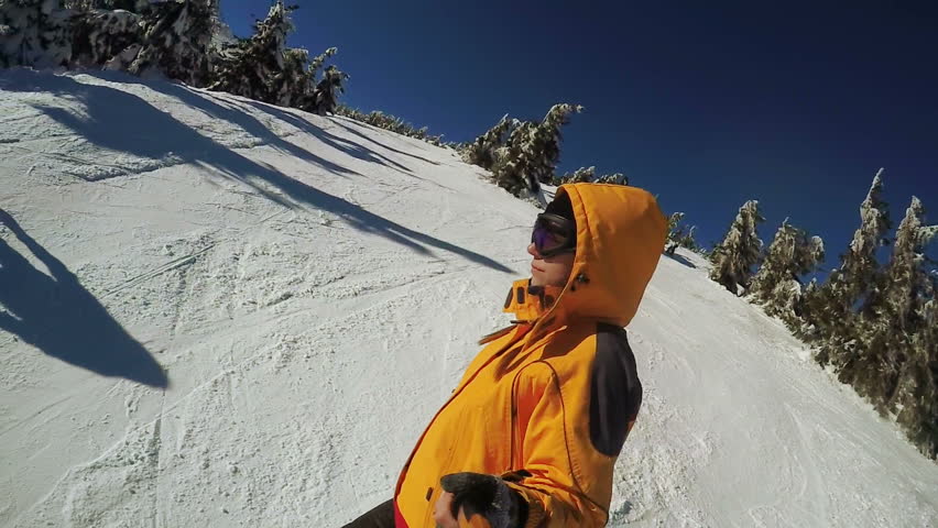 Dynamic Steadicam accompanies the descent from the mountain on skis