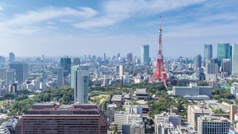 Timelapse tokyo city skyline in sunny day