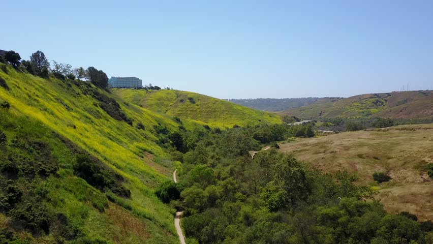 San Diego - Los Penasquitos Trail - Drone Video
Aerial video of Los Penasquitos is a fun place because its so large. Trails run along both the north and south sides of the creek
