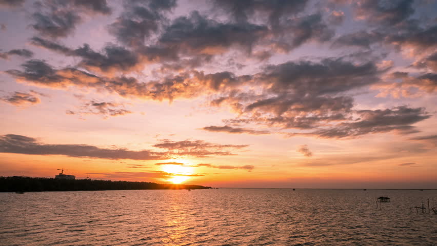 timelapse, sunset over the sea