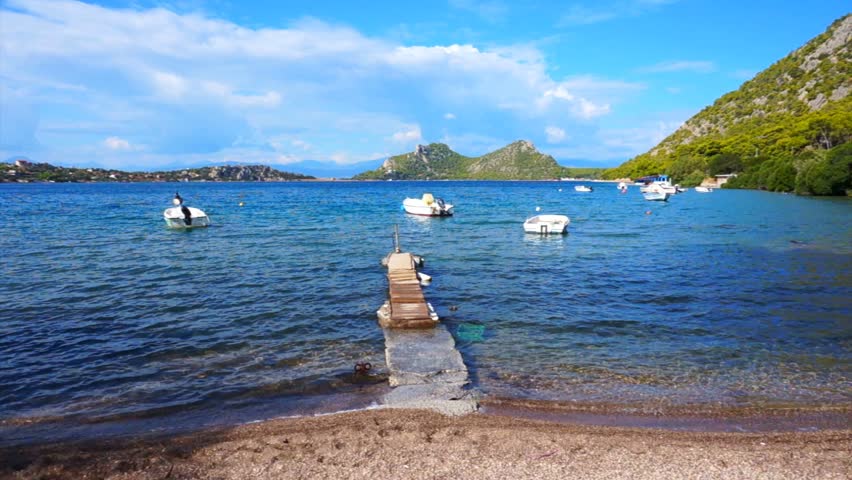 Video from crystal clear seascape of Lake Vouliagmeni in Loutraki, Greece