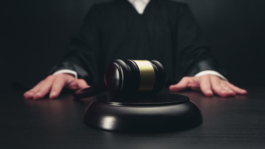 Judge hitting Gavel 