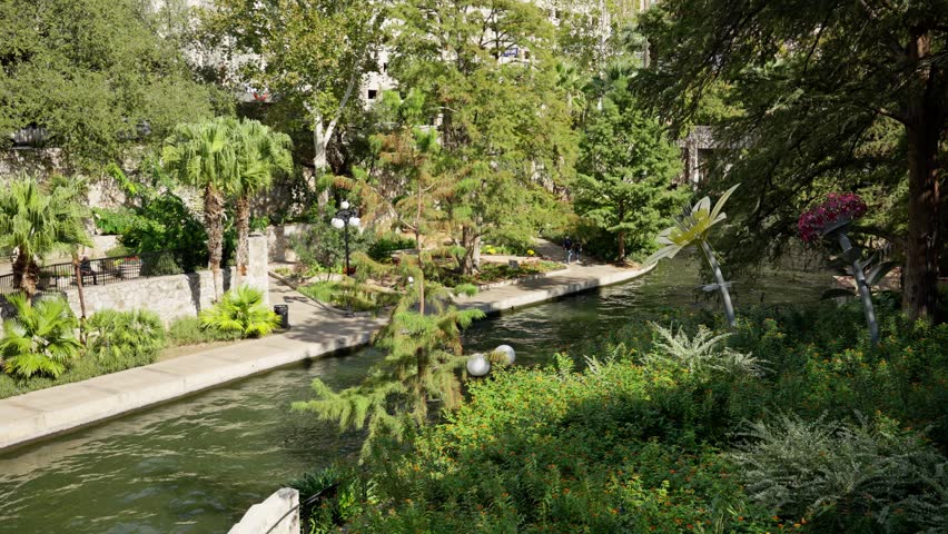 Famous Riverwalk in San Antonio is a popular place - travel photography
