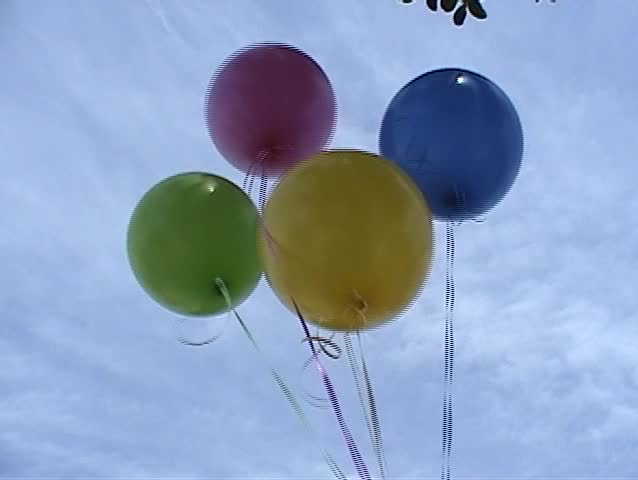 5 helium balloons