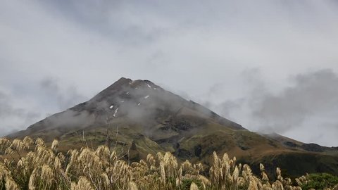  Mt Egmont cone - Taranaki / Mt Egmont national park, New Zealand
