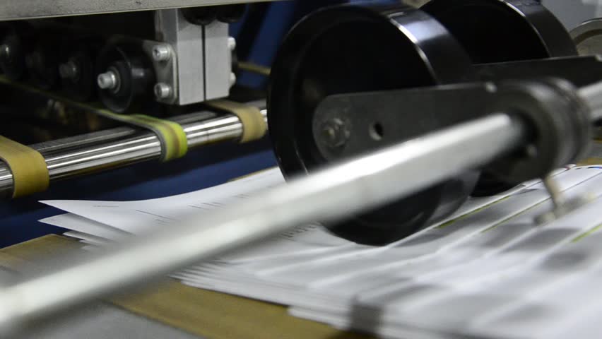 Conveyor of offset web hit-set printing roto press into the print shop house,
